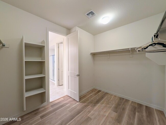 Building Photo - 5902 N 86th Dr