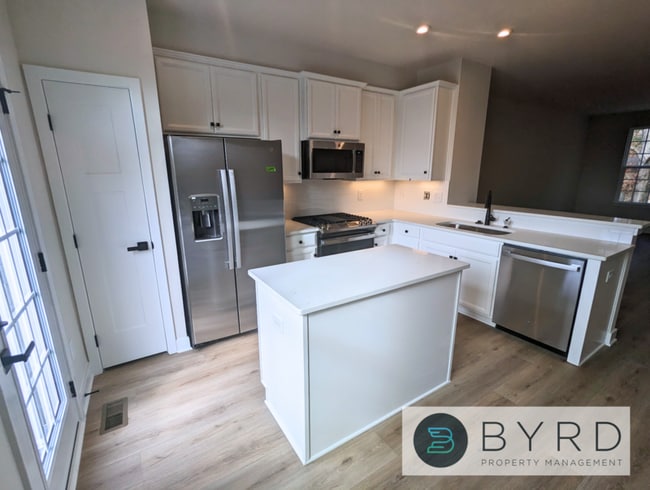 Building Photo - 1113 Ewing Pk Lp