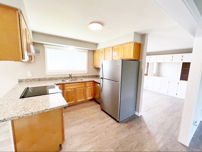 Building Photo - 9428 Silverdale Loop Rd NW