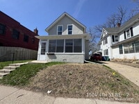 Building Photo - 1504 4th St NE