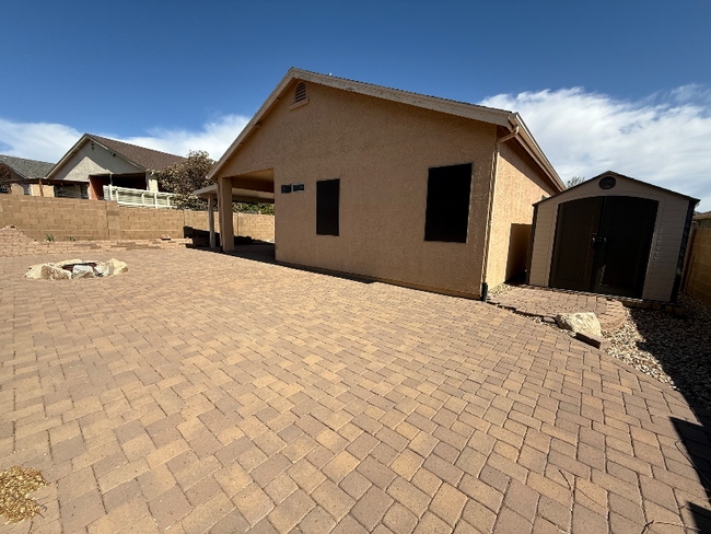 Building Photo - 6895 E Elbrook Ave