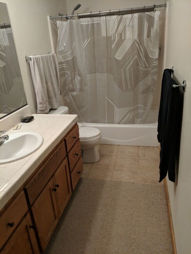 Building Photo - 301 7th St