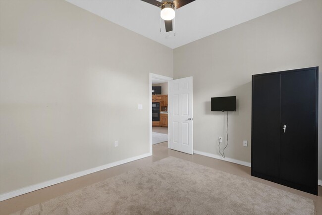 Building Photo - NW Albuquerque | 2 bed / 1 bath | Casita |...