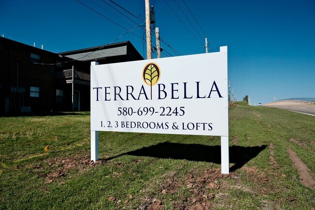 Building Photo - Beautifully Updated 1Bed / 1Bath Apartment Home