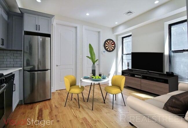 Primary Photo - NEW Modern 3 Bed in Crown Heights