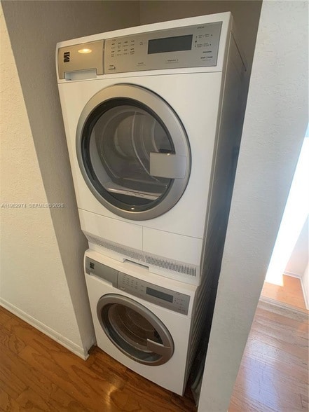 Building Photo - 1853 Jefferson Ave