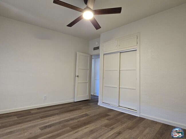 Building Photo - 1465 Hamilton Ave