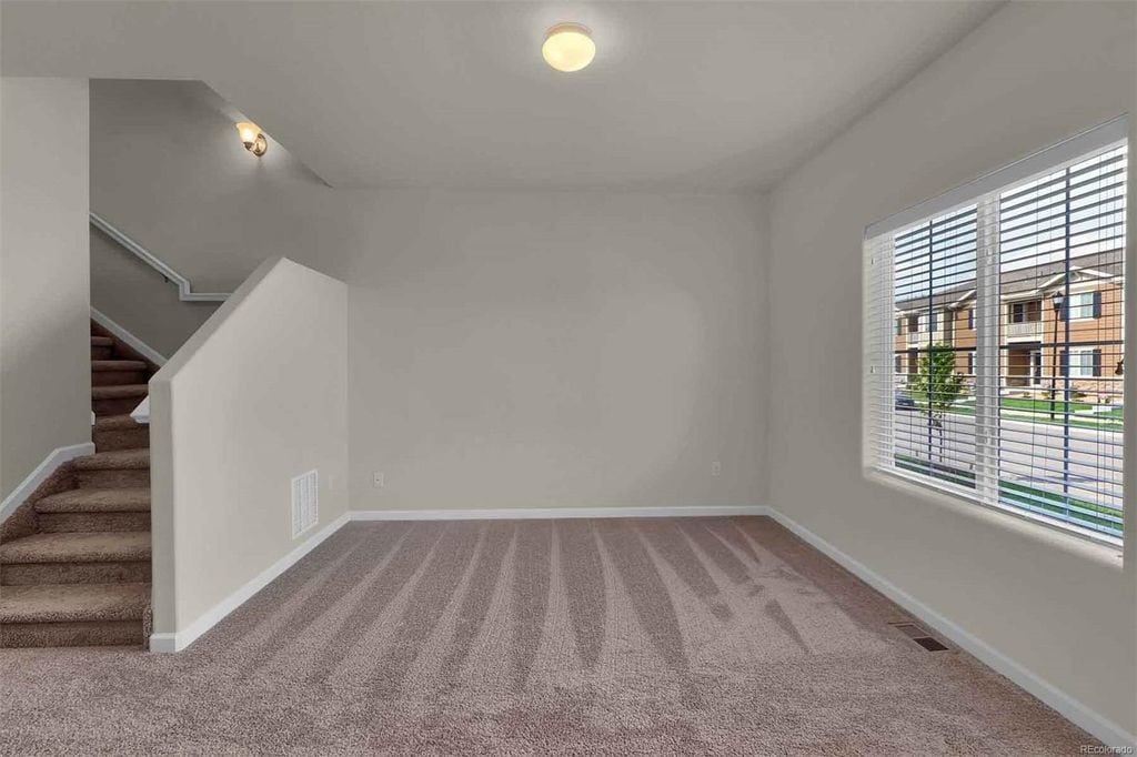 Building Photo - 1433 Kansas Ave