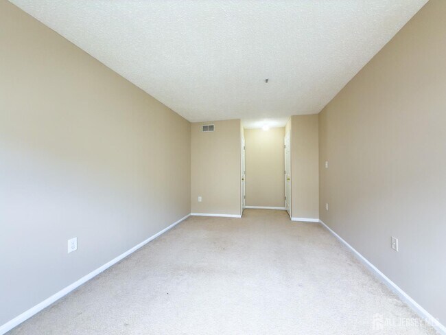 Building Photo - 48 Prestwick Way