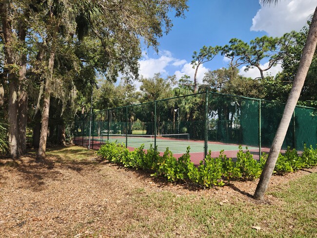 Tennis Courts - 15075 Parkside Dr