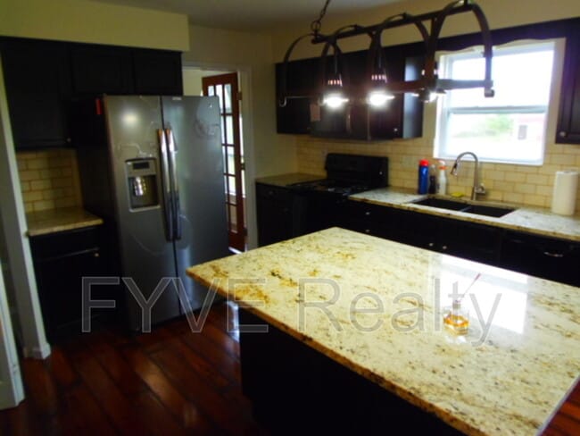 Building Photo - 3095 Blacksmith Ct