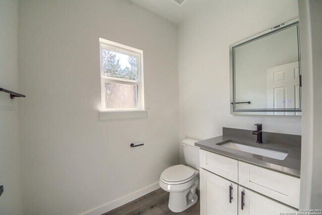 Building Photo - 2066 Dry Creek