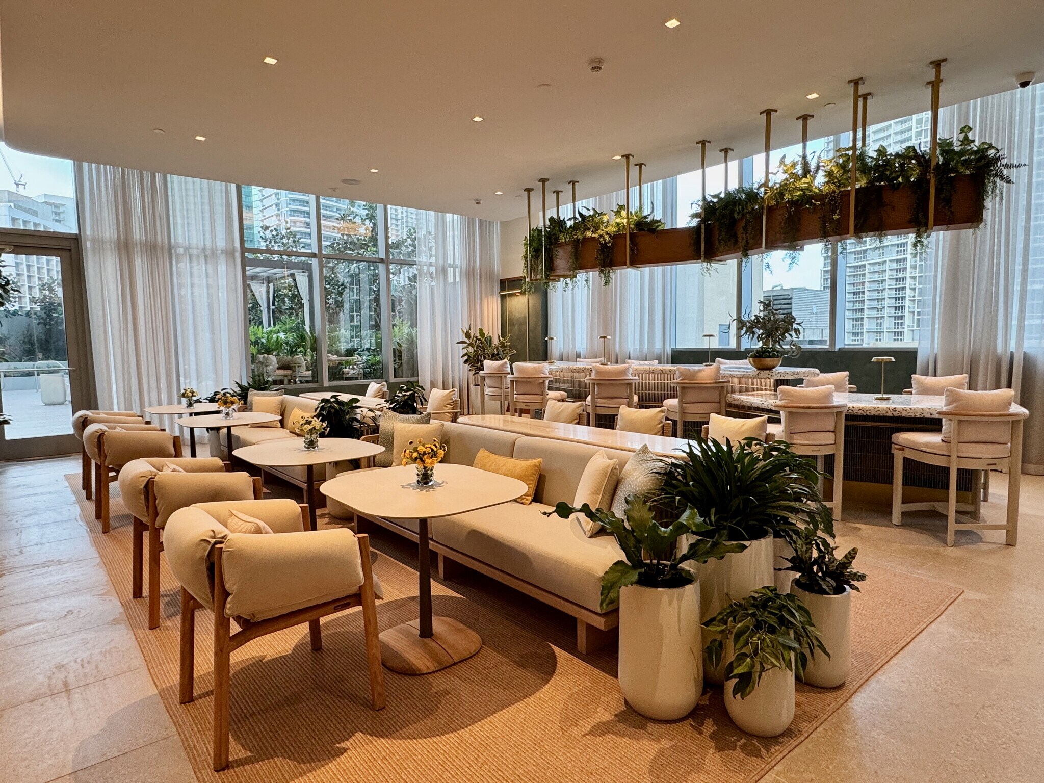 Building Photo - 77 SE 5th St