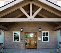 Building Photo - Magnolia Grove Condominiums