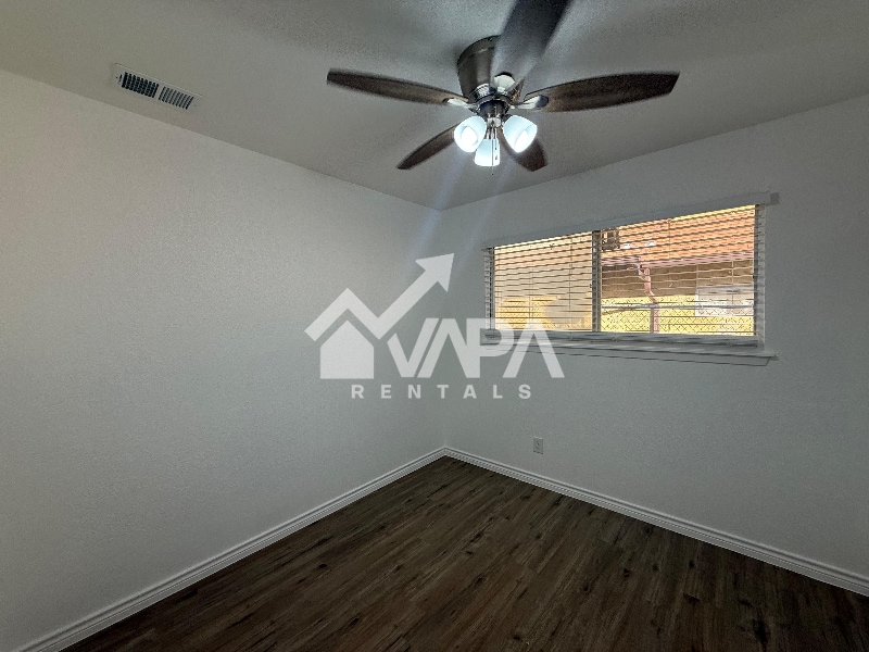 Building Photo - 5714 Elk Lake Dr