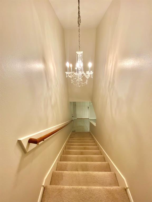Building Photo - 738 Bridle Ridge Loop