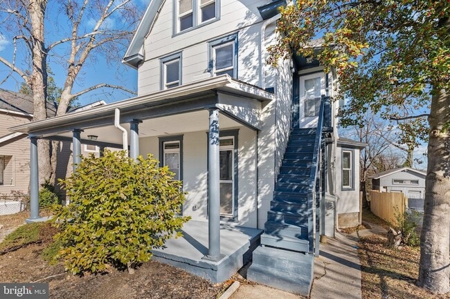 Building Photo - 3014 Royston Ave