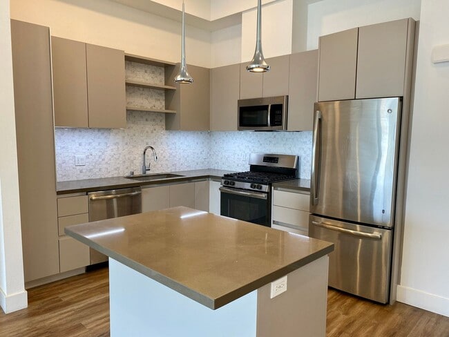 Interior Photo - The Rhys