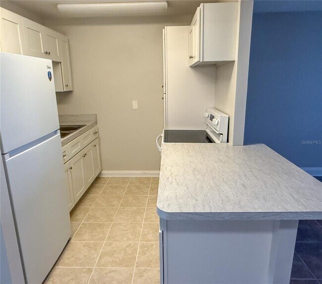 Building Photo - 377 S McMullen Booth Rd