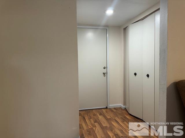 Building Photo - 1618 Shady Oak Dr
