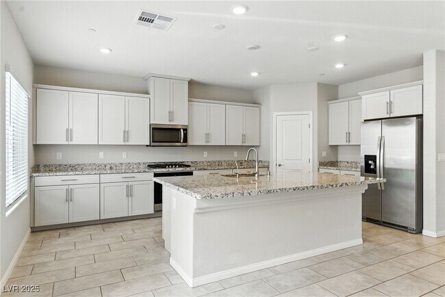 Building Photo - 10766 Hickam Ave