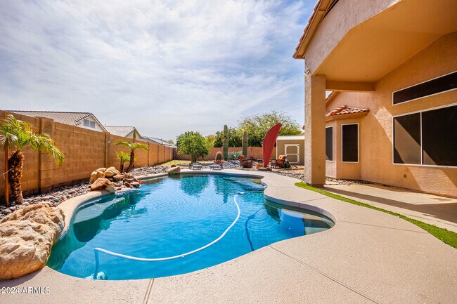 Building Photo - 11365 E Downing Cir