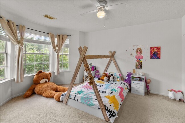 Building Photo - 3223 Autumn Bridge Ln