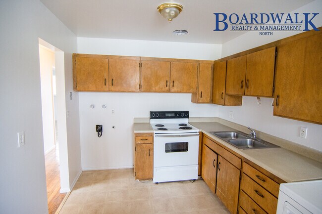 Building Photo - Great 2 bedroom in Ogden!