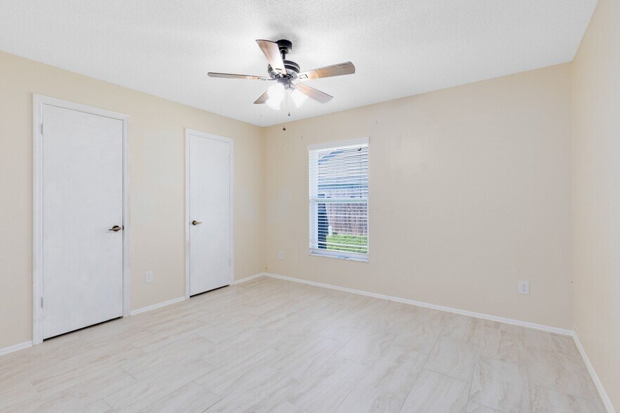 Building Photo - 738 Rosalie Way
