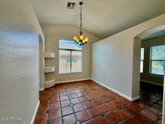 Building Photo - 6423 W Villa Linda Dr