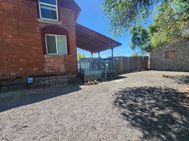 Primary Photo - 2118 W 21st St