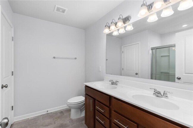 Building Photo - 360 Paulownia Cir