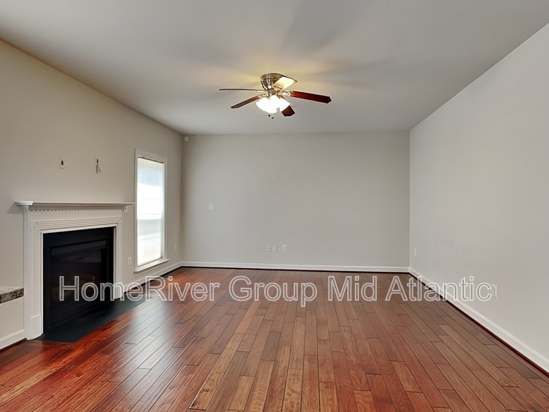 Building Photo - 16475 Kramer Estate Dr