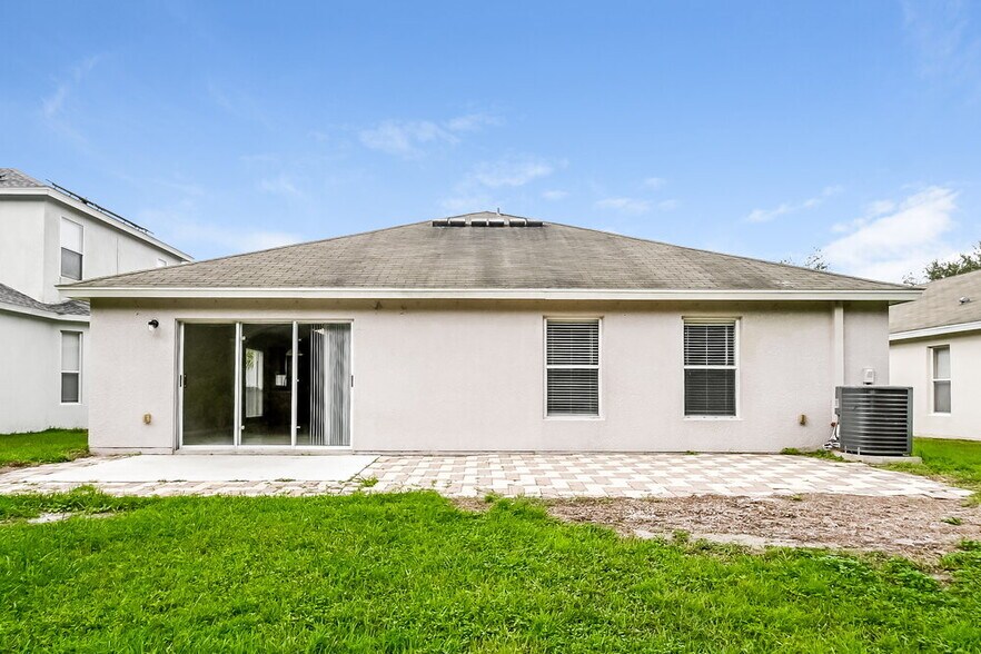 Building Photo - 11427 Misty Isle Ln