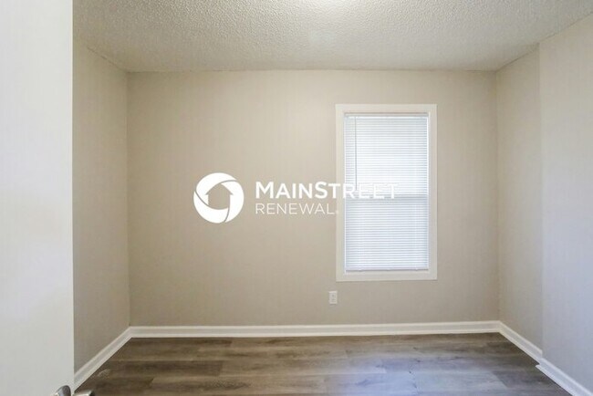Building Photo - 3 Bedroom Pet-Friendly Home in KANSAS CITY...