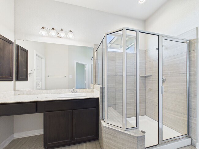 Building Photo - 2505 Meyer Cv