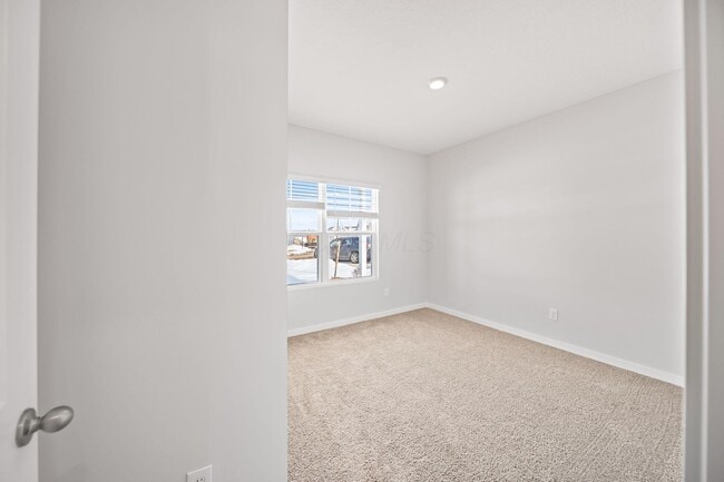 Building Photo - 511 Darliene Dr