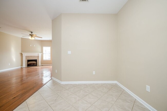 Building Photo - 528 Casey Ct