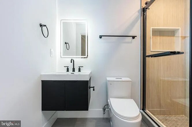 Building Photo - 1649 N 6th St