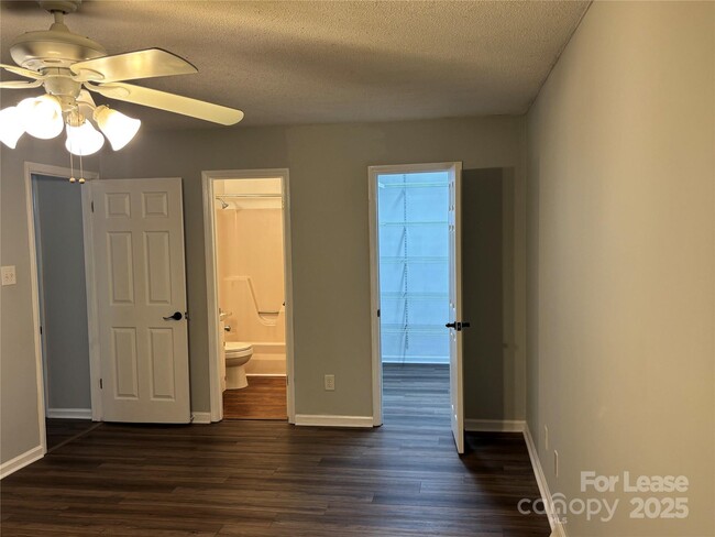 Building Photo - 609 Catawba Cir N