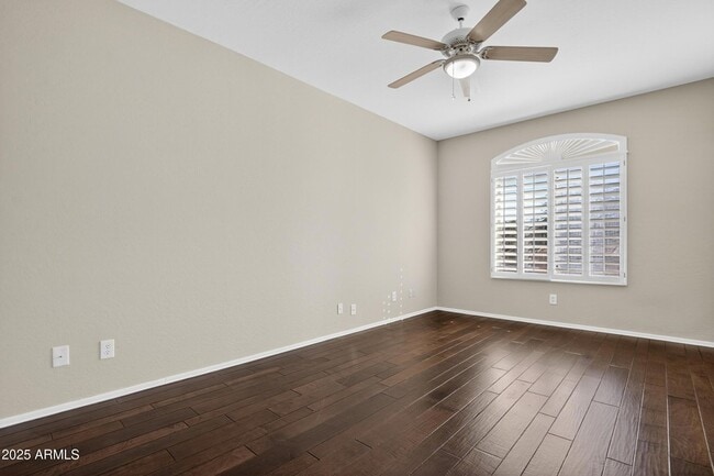 Building Photo - 4302 E Mossman Rd