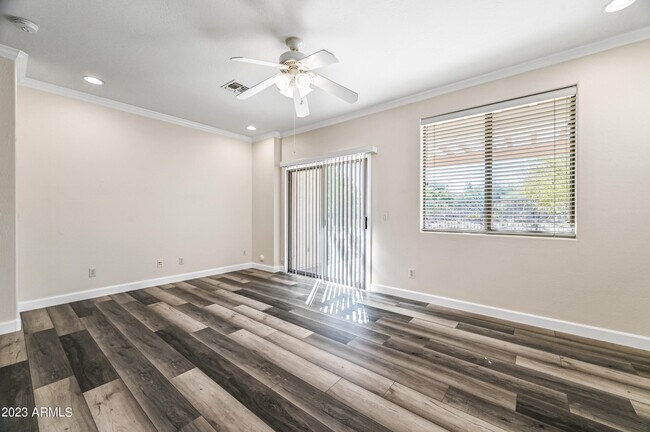 Building Photo - 4046 S Tatum Ln