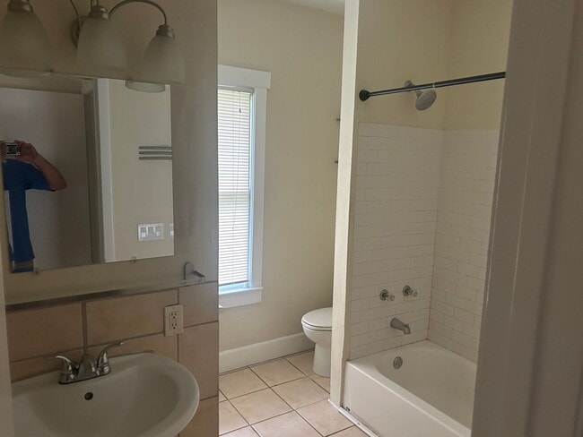 Building Photo - 2/2 Seminole Heights Bungalow