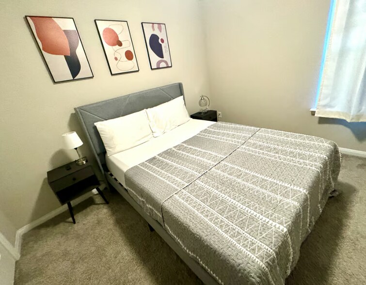 Building Photo - 2642 Sunlit Meadow Trl