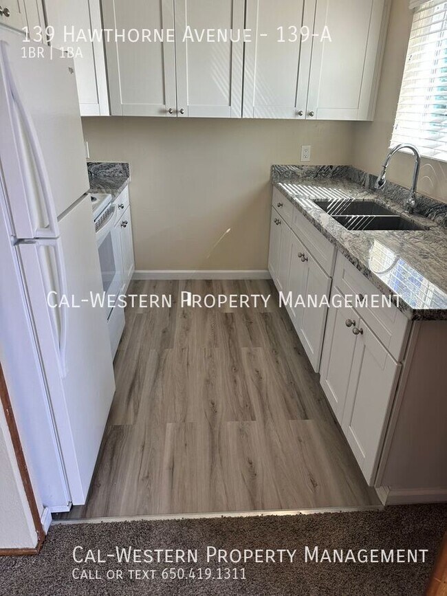 Building Photo - 139 Hawthorne Ave