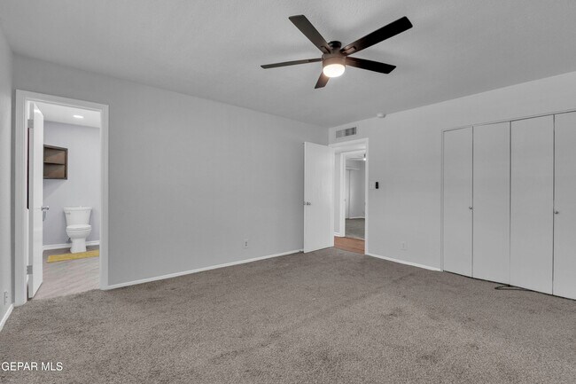 Building Photo - 7112 Ramada Dr