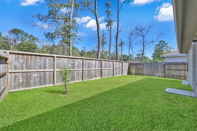 Building Photo - 3795 Solanum Dr
