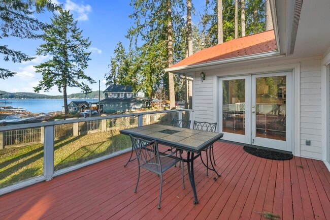 Building Photo - 20 E Dalby Rd