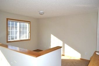 Building Photo - 1033 Lovell Ave W