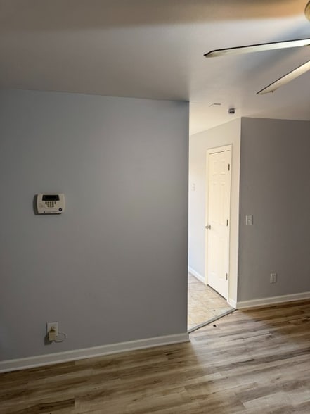 Building Photo - 850 St Bartholomew Dr